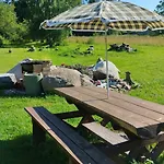 Metsanomme Puhkemaja Ja Saun Сasa de vacaciones Lumati