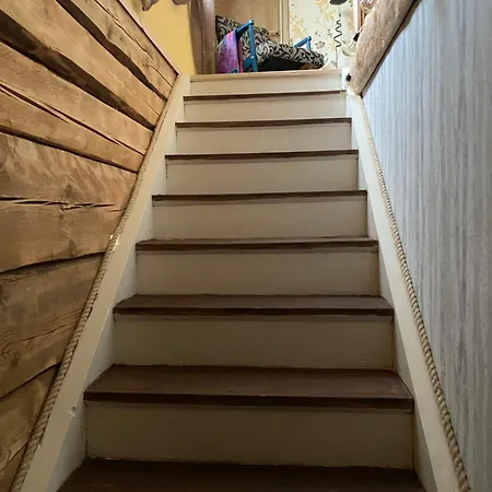 Metsanomme Puhkemaja Ja Saun Semesterbostad *