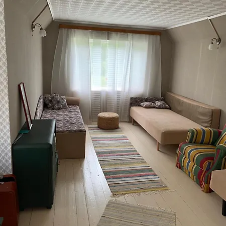 Metsanomme Puhkemaja Ja Saun Lumati